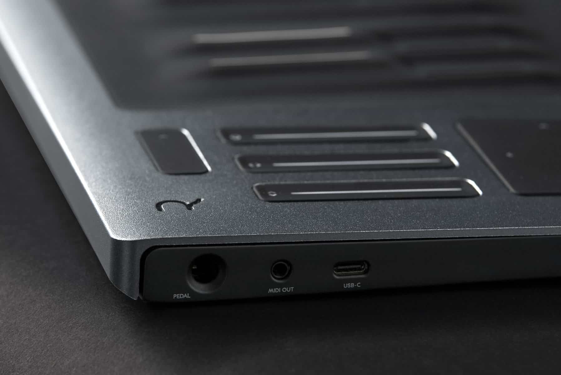 Roli Seaboard Rise MKII MPE Keyboard Controller - the Synth and ...